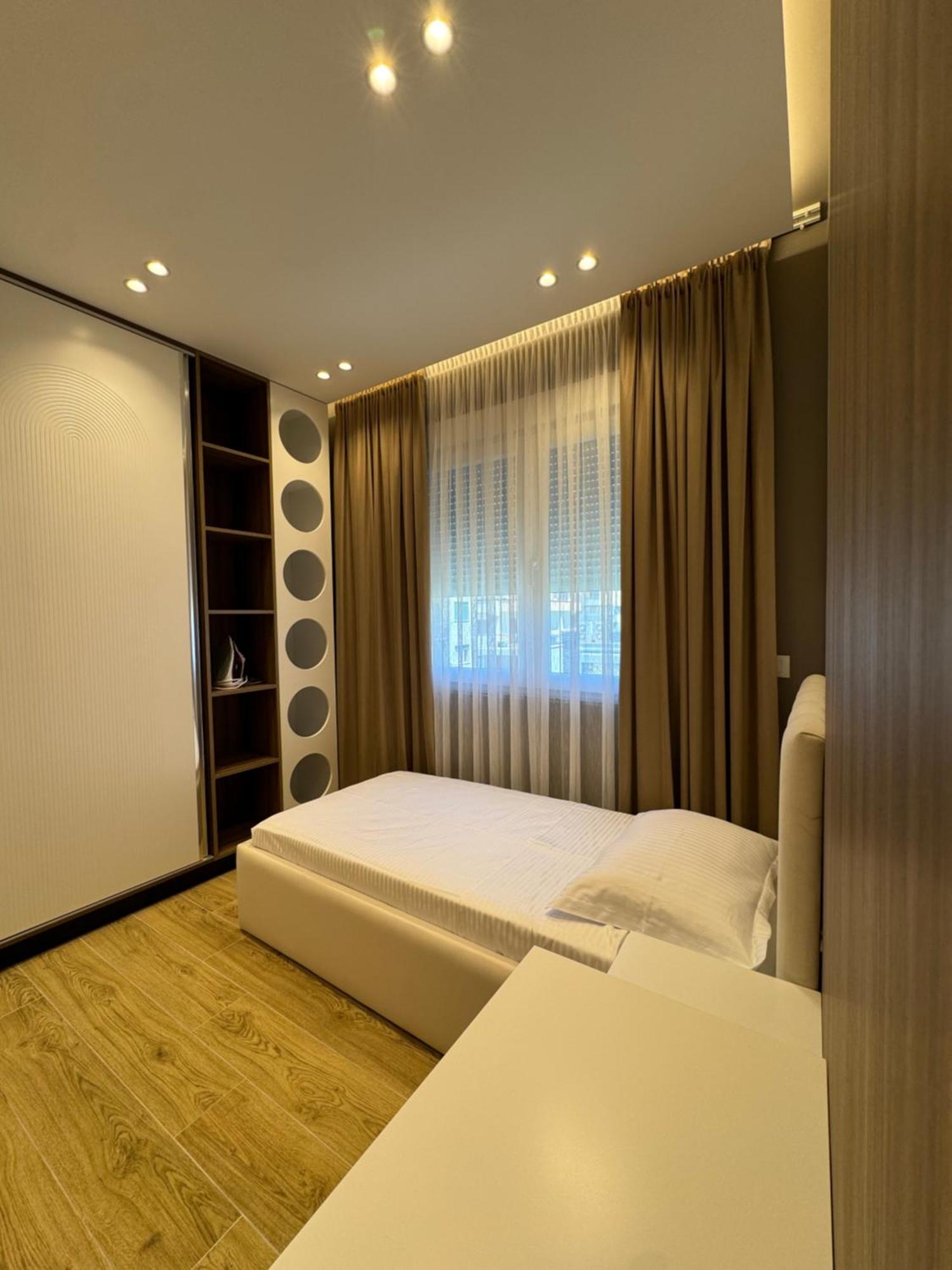 M&e Apartment