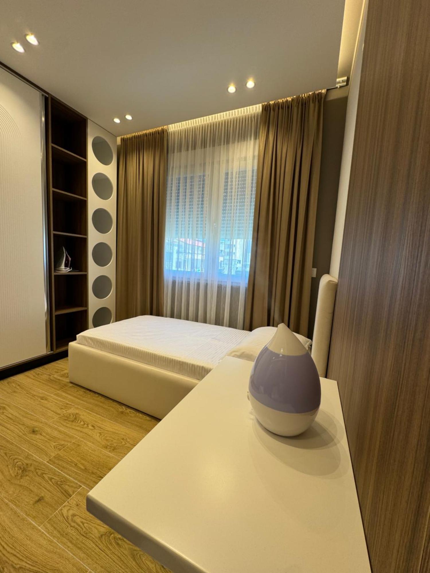 Apartment M&e Durrës